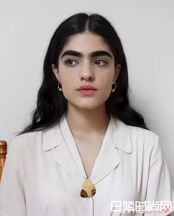 Young Frankk_这5个小众首饰品牌设计独特又便宜，很容易卖断货