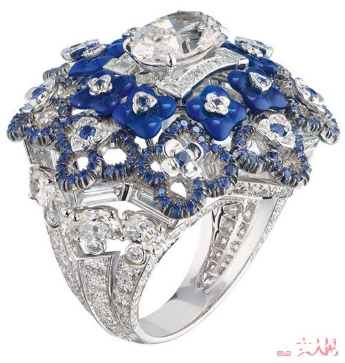 ​HORTENSIA绣球花高级珠宝系列戒指简介_最适合春天的珠宝有哪些？春天到来选一款适合自己的珠宝吧