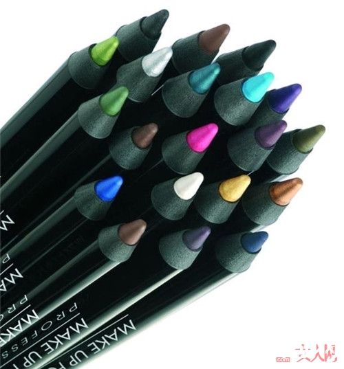 MAC持久防水眼线笔 简介_盘点持久力最强的“实力派”眼线笔：超好用不晕染