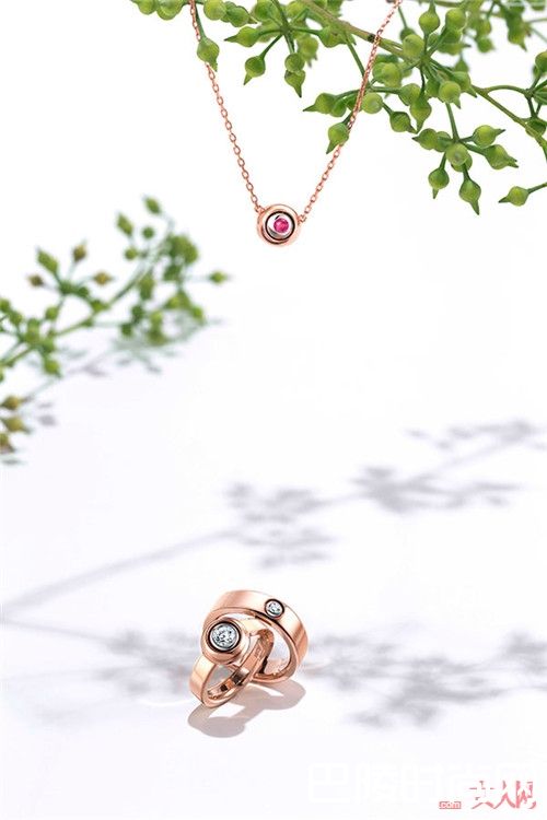 I Do 360°爱系列有什么寓意_春日珠宝选购:拥有几件“春意盎然”的珠宝配饰搭配好春光