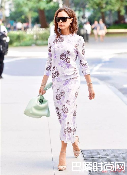 未来感太阳镜_脸大怎么办?这4款眼镜让你时尚又显脸小!