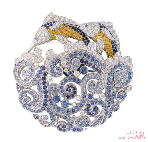 梵克雅宝典藏系列黄金花束胸针简介_最适合春天的珠宝有哪些？春天到来选一款适合自己的珠宝吧