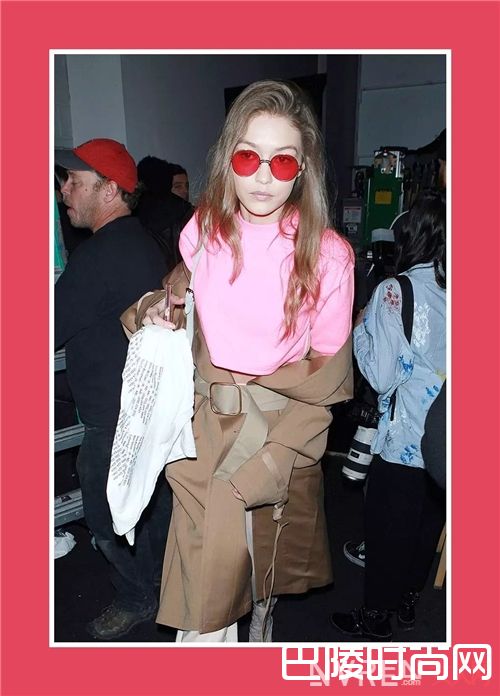 有色太阳镜_脸大怎么办？这4款眼镜让你时尚又显脸小！