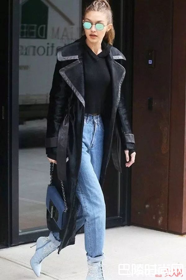 超高腰的“老妈裤”如何搭配_腿粗妹子的福音 今年流行的牛仔裤完美遮挡你的小粗腿