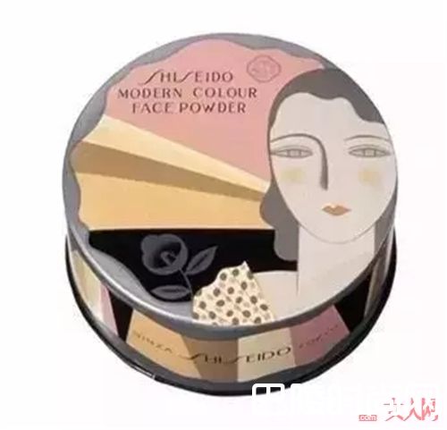 第一个假睫毛与彩色蜜粉_世界上第一件化妆品 它们都是哪些品牌推出的呢?