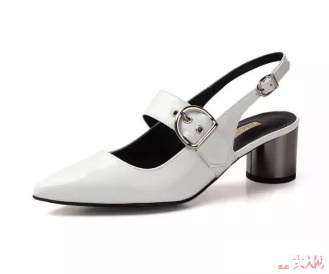 RACHEL COX方跟鞋推荐_今年流行的鞋都在这里了，不超千元就能买到时髦+好穿
