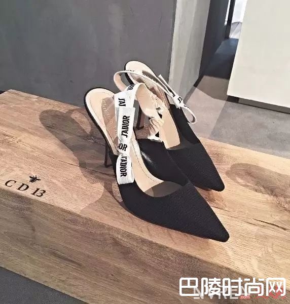 小猫跟单鞋推荐_今年流行的鞋都在这里了,不超千元就能买到时髦+好穿