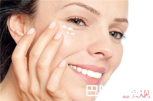 LA MER浓缩修护眼霜简介_女人一生中值得拥有的10大眼霜,你用过了没?