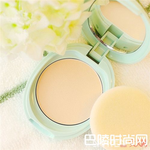 雅漾舒护活泉喷雾简介_推荐20件口碑美妆品：这些性价比高的日妆让你美如花