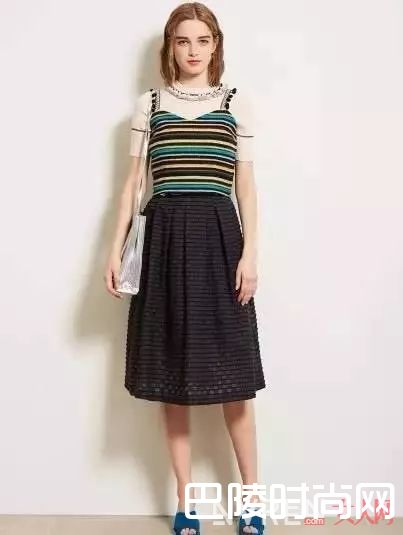 萌妹子日系单品推荐_超赞轻熟日系穿搭 10岁到40岁都能驾驭