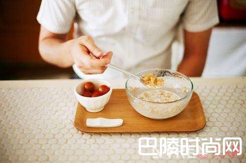 吃饭时间多长合适_如何才能吃得饱减得好？赶紧把这5招学下来吧