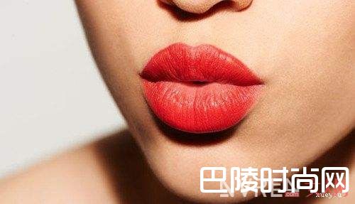 唇蜜如何妙用_5分钟极速完妆出门？其实化妆不需要半小时