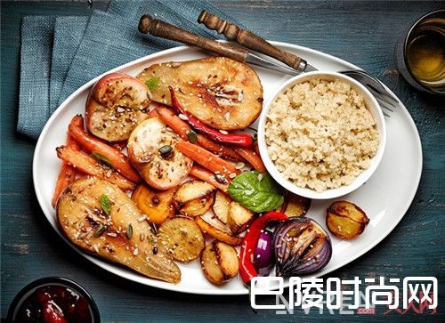 先汤后饭有什么用_如何才能吃得饱减得好？赶紧把这5招学下来吧