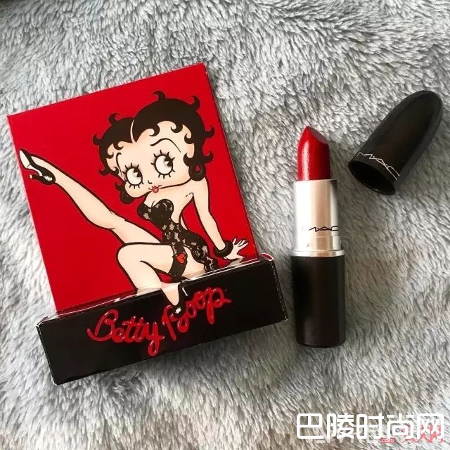 MAC的Betty卡通系列_MAC携手抢钱系列 可能是全宇宙最喜欢拉帮结派的彩妆了！