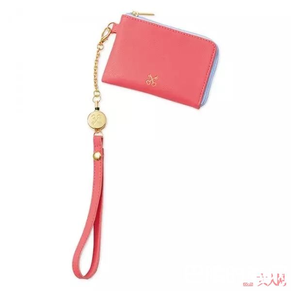 《steady.》赠品_50元就能把Gucci、Burberry带回家？去日本必买的5本时尚杂志