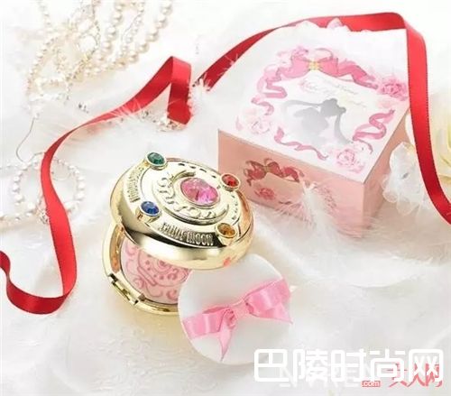 美少女战士系列_碰上这些可爱到爆的卡通产品 只能乖乖的掏钱了