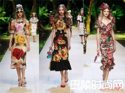 2017春夏流行哪种印花裙_2017年春夏流行开满花的衣服，怎么穿搭美爆了？