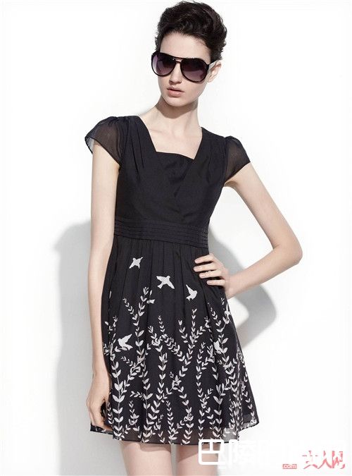 连衣裙介绍_纳尼？原来这才是打开夏日衣橱的正确方式 