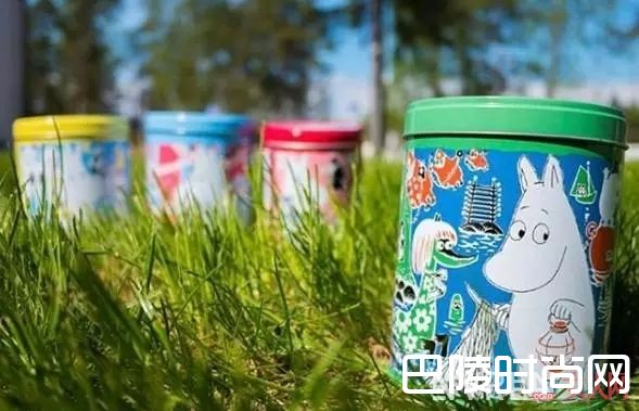 CODE x MOOMIN限量彩妆_彩妆也要萌萌哒 最近新出的跨界抢钱天团有哪些?