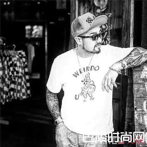 GLAD HAND & Co白T恤介绍_这三个品牌的白T恤 定能让你穿出夏天的味道