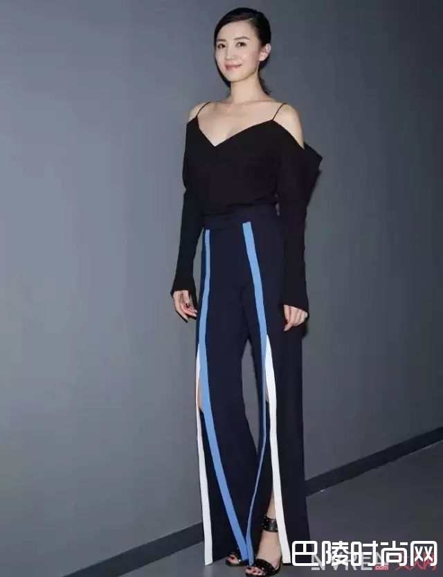 开衩裤如何搭配_谁说要露才撩人,开衩”才是秀性感的最高境界!