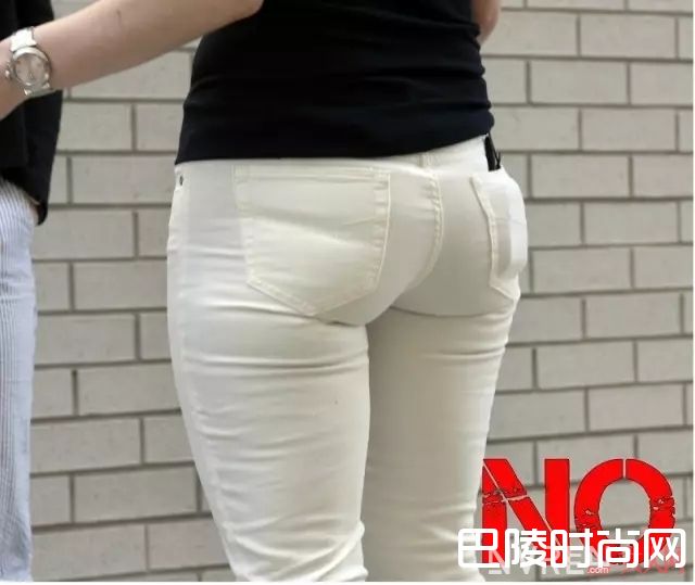 外衣太紧怎么穿内衣_夏季衣服太透、太露、太紧时，内衣分别该怎么穿？