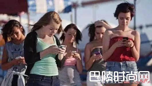 颈部保养需要注意的生活习惯_教你做颈部护理 怎样才能有迷死人的天鹅颈？