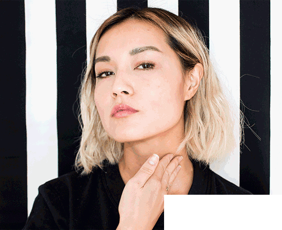 如何颈部按摩和护理_教你做颈部护理 怎样才能有迷死人的天鹅颈？