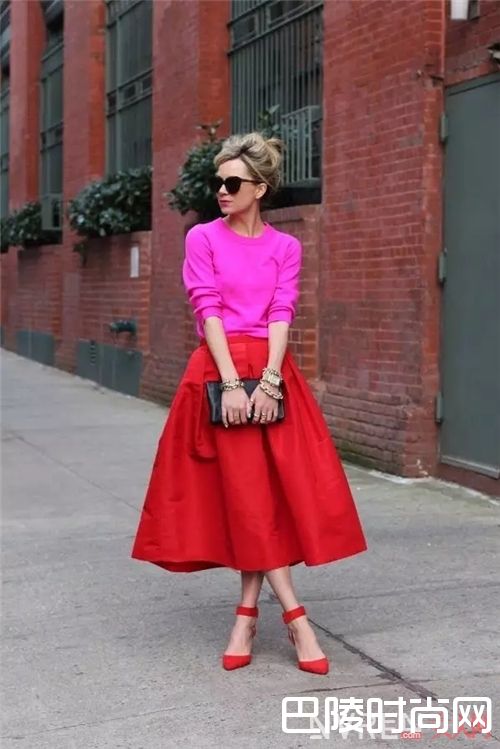 选高腰的伞裙_伞裙怎样搭配上衣最显瘦？看完这个你就懂了