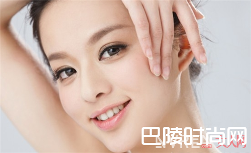 油性皮肤早上如何护肤最有效_女人千万不能忽略这5点！早晨要做好护肤很重要