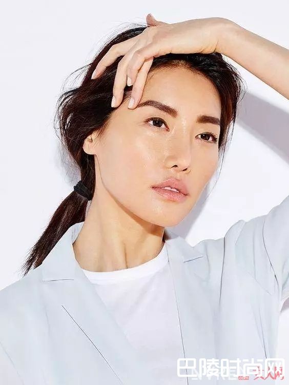 脖子如何保养_教你做颈部护理 怎样才能有迷死人的天鹅颈？