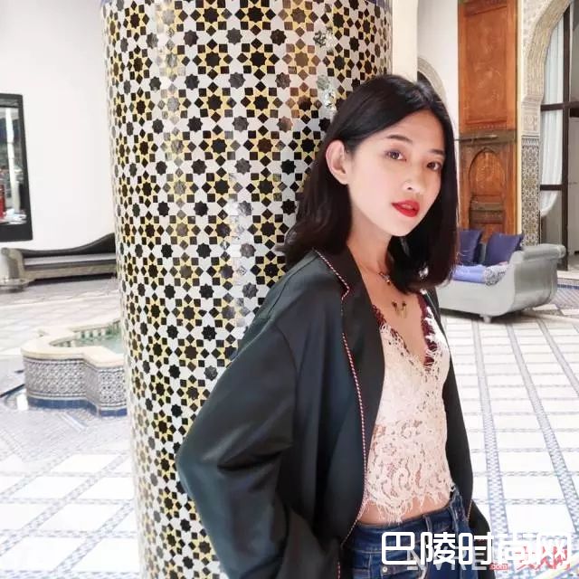 内衣漏出边怎么穿_觉得内衣外穿太夸张？那是你没穿对！