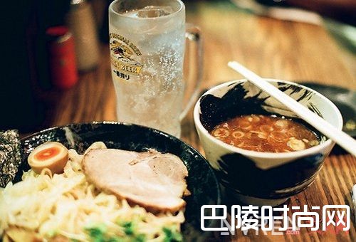 久坐不运动会胖吗_天呐毫无征兆秤又破百了 那你可能是踏入误区了