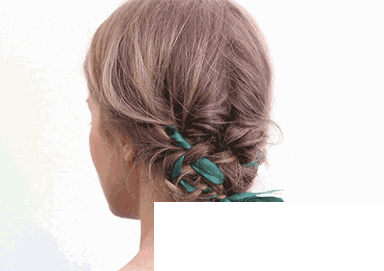 怎样打造唯美的丝带编发_撩汉大招，5款最令男生心跳加速的发型都在这里了！