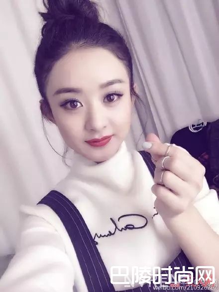 丸子头怎么弄才好看_撩汉大招，5款最令男生心跳加速的发型都在这里了！