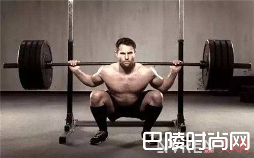 深蹲有什么好处_别再说没时间上健身房了 这个小举动能助你减肥