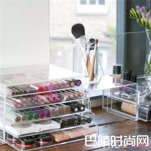 MUJI美妆介绍_它们曾经霸占你的衣柜 现在连你的美妆也不放过!