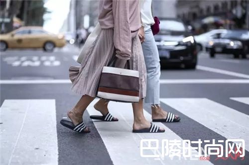 Adidas 拖鞋介绍_没有一双看得过去的拖鞋 都不好意思过这个夏天了