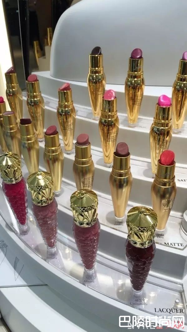 CL萝卜丁金属裸色系列彩妆_口红圈的超级贵妇,CL萝卜丁又出超美貌裸色系新品口红!