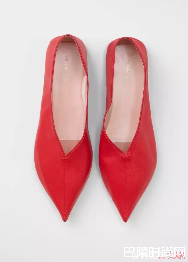 V口鞋的优点_2017最火的五双“丑鞋”，你穿了吗？
