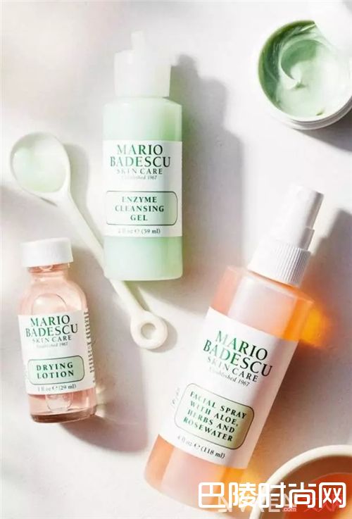 Urban Outfitter美妆介绍_它们曾经霸占你的衣柜 现在连你的美妆也不放过！