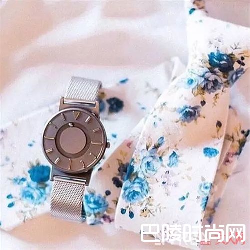 Eone手表_撞衫撞包还想和我撞表?还好我有这五个小众手表品牌