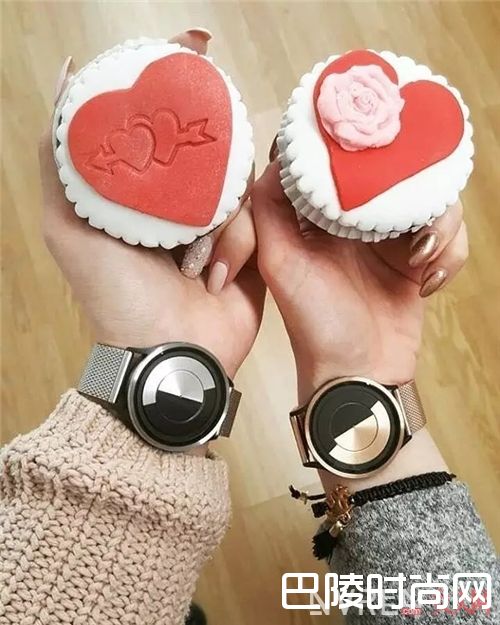 ZIIIRO手表_撞衫撞包还想和我撞表？还好我有这五个小众手表品牌