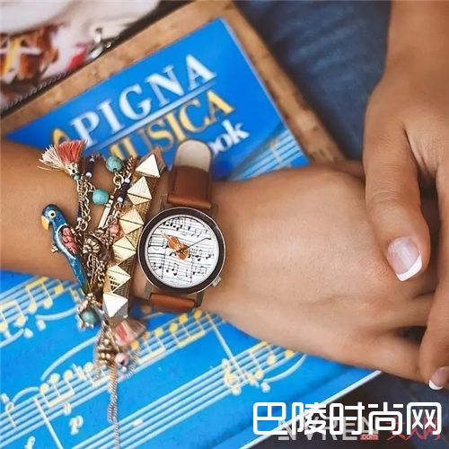AKTEO手表_撞衫撞包还想和我撞表?还好我有这五个小众手表品牌