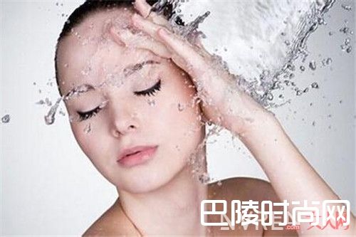 出游不需要保湿_夏季护肤盲区 千万别中这些误区