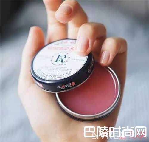Rosebud Perfume Co.护唇膏_收下这份最小众的唇部解救指南 还你一个水润嘴唇