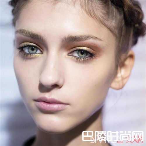 心机flat change base毛孔隐形神器简介_4款人气毛孔隐形神器 让你拒绝粗毛孔和大油田! 