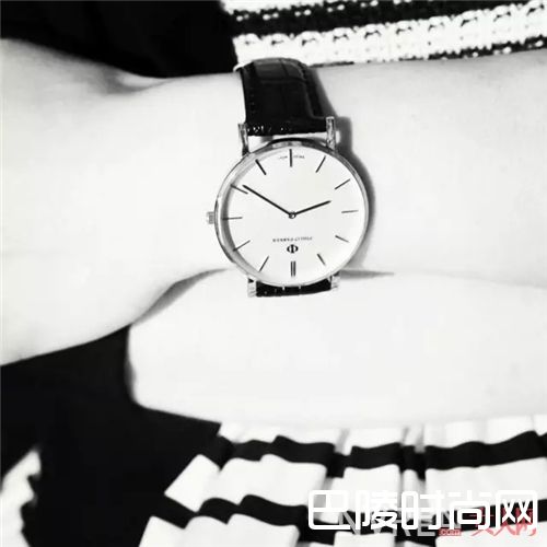 Philip Parker手表_二十几岁的女生 你需要一个耐看高级又不贵的手表!