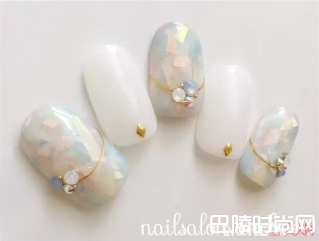 梦幻少女风格美甲_没有美甲的夏天是不完整的 近百款流行美甲推荐