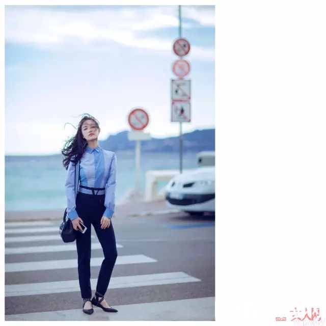 夏天休闲长裤如何搭配_夏日裤装这样穿，你比这些明星更有范儿！